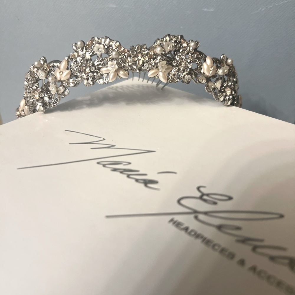 María Elena Bridal Headpiece and Tulle Veil from